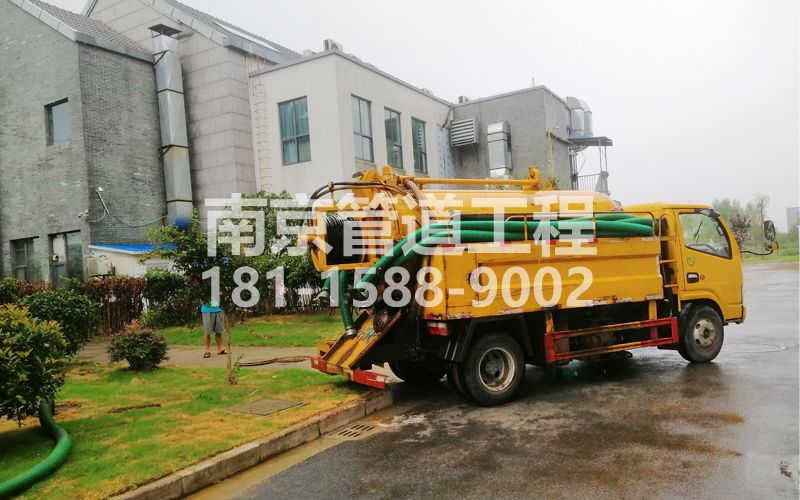 246话园小区化粪池清理