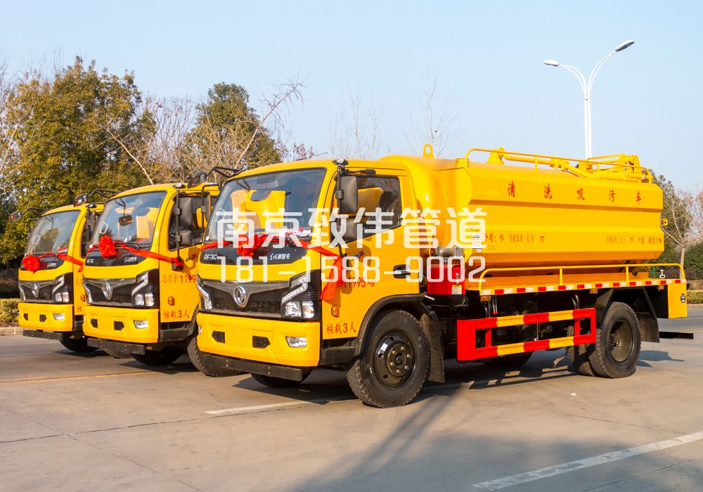 369话园多利卡吸污车